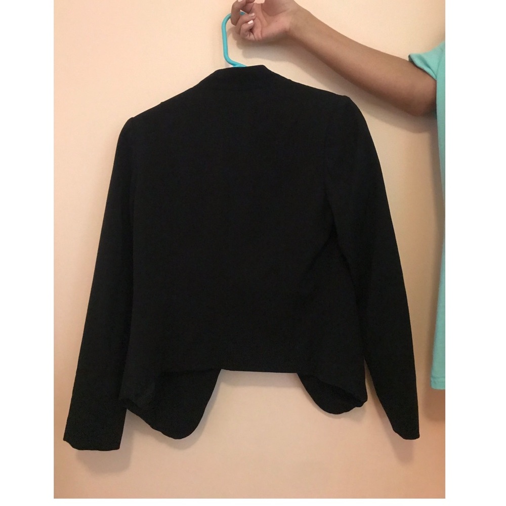 Blazer - Picture 2 of 2
